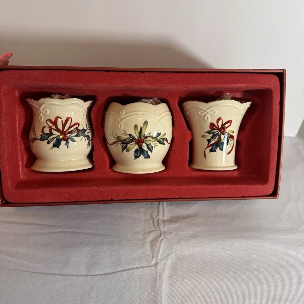 Lenox Candle Holders Winter Greetings votives set of three Tealight new Open Box